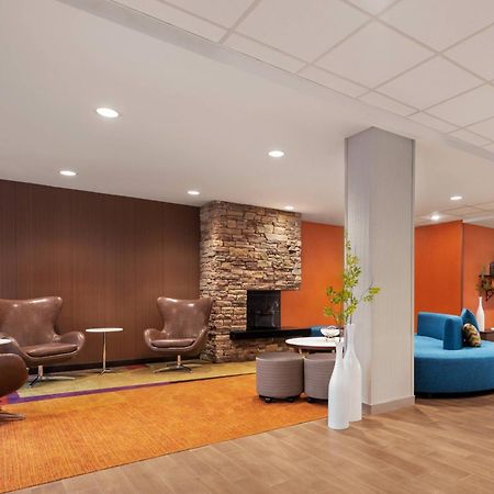 Fairfield Inn & Suites By Marriott Charlottesville Downtown/University Area Экстерьер фото