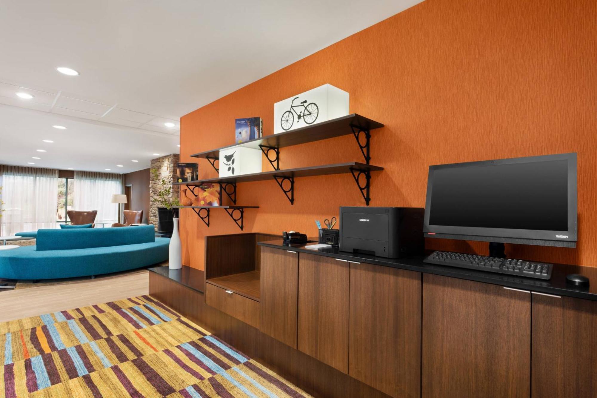 Fairfield Inn & Suites By Marriott Charlottesville Downtown/University Area Экстерьер фото